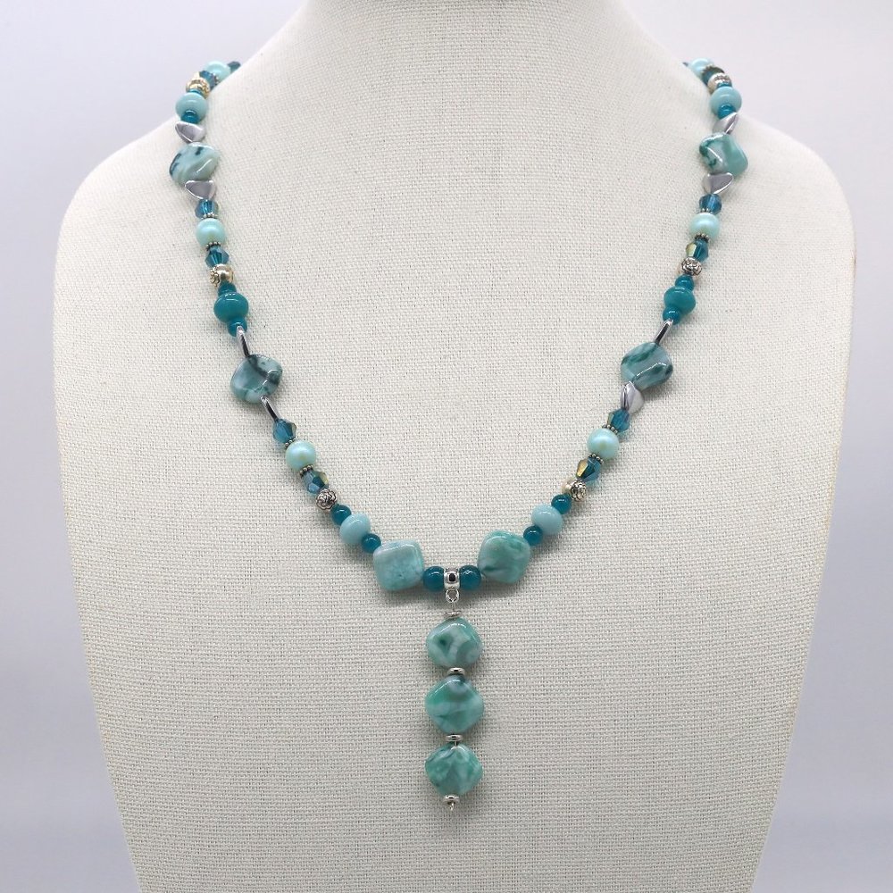 Aqua green Jasmin theme necklace with large silver lobster class. - Picture 1 of 7
